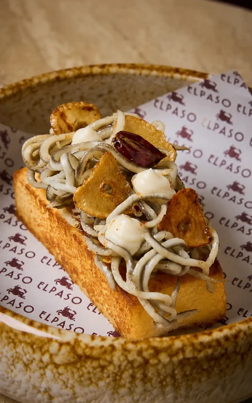Angulas Toast